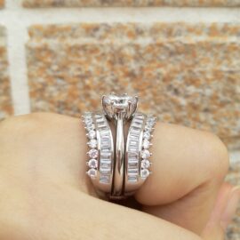 Round Cut Solitaire Engagement Ring Set