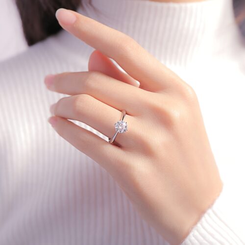 diamond ring for small fingers