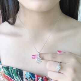 Snowflake Moissanite Diamond Necklace